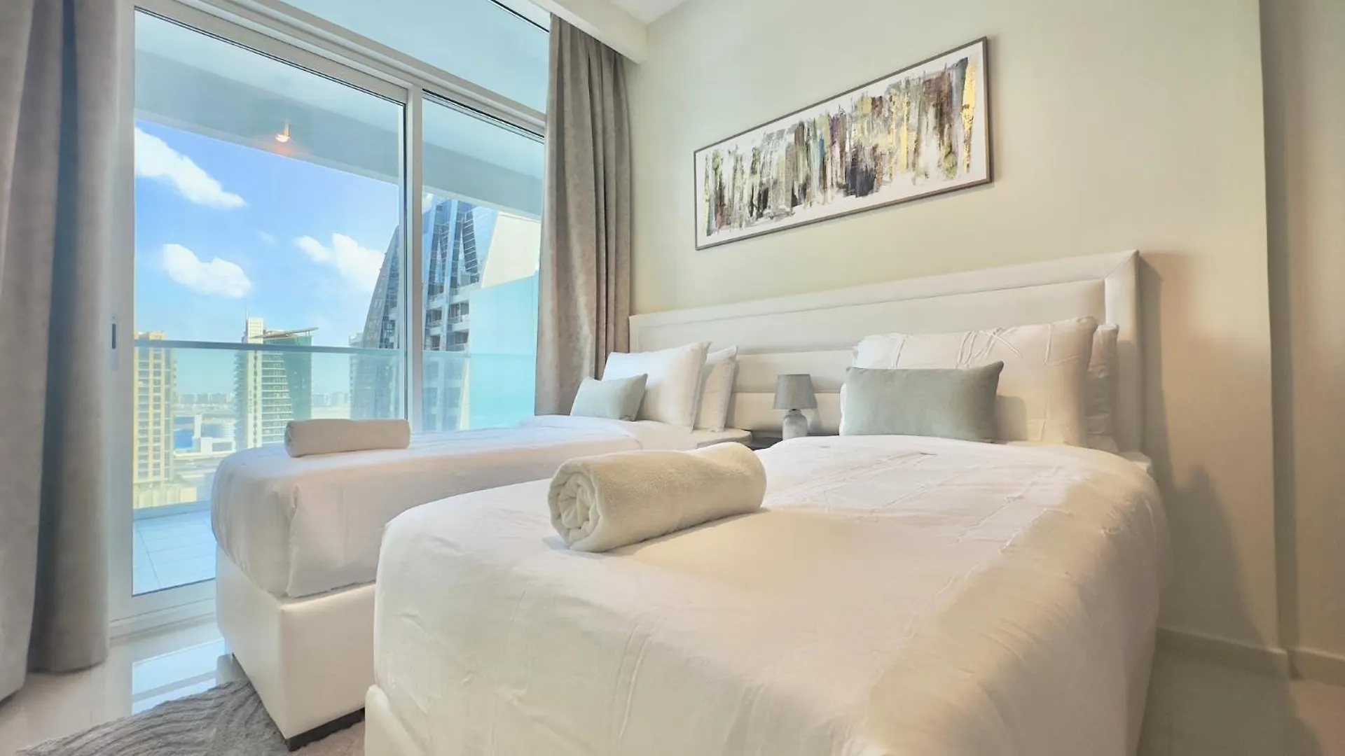 Sleek & Spacious 2Br In Damac Vera, Business Bay By Bhavan Vacation Homes Dubai United Arab Emirates